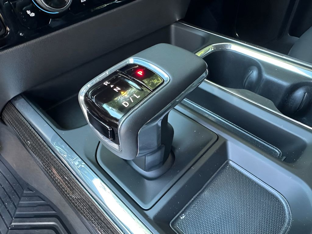 Used 2025 Chevrolet Silverado 1500 LT Trail Boss w/ Convenience Package II AWD/4WD image 20