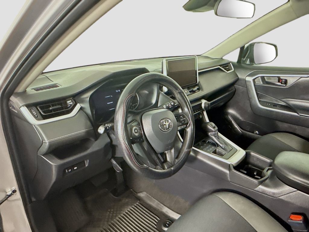 Certified 2023 Toyota RAV4 LE image 9