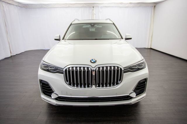 Used 2020 BMW X7 xDrive40i w/ Executive Package image 14