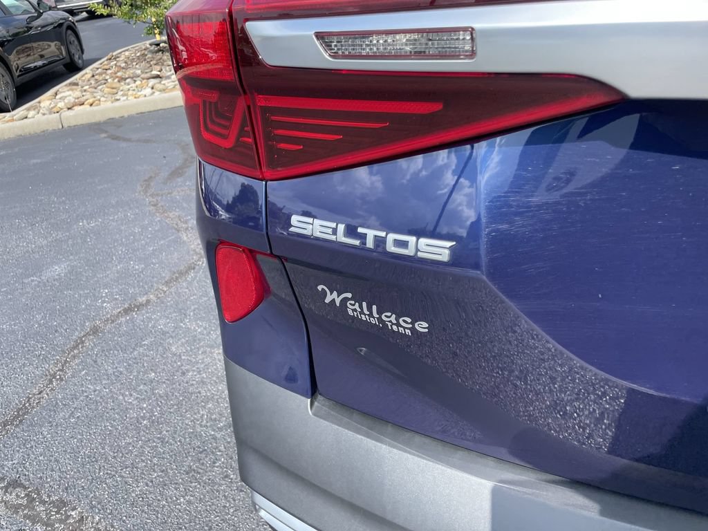 Used 2022 Kia Seltos S FWD image 6