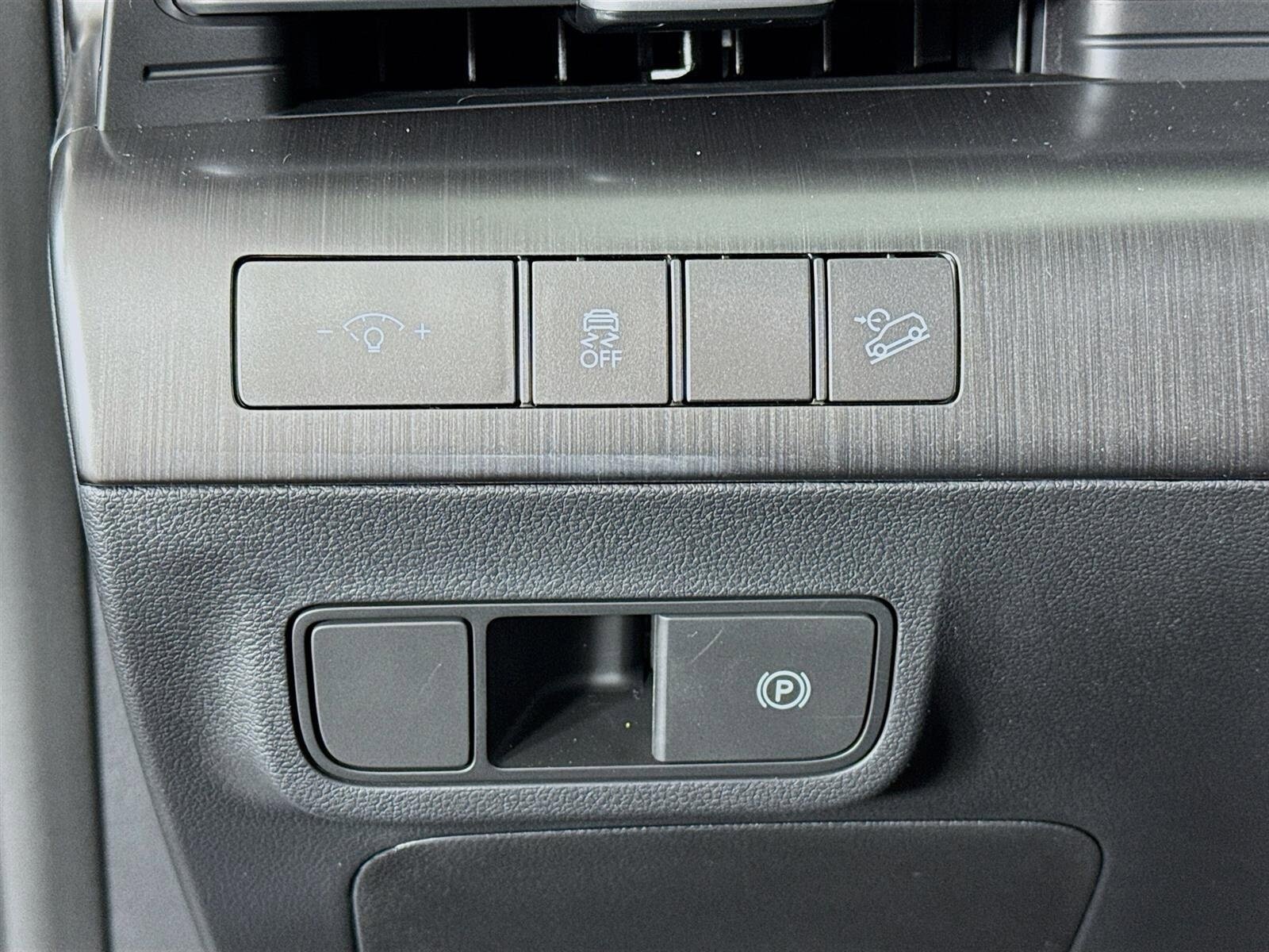 New 2026 Hyundai Kona SEL Premium FWD image 10