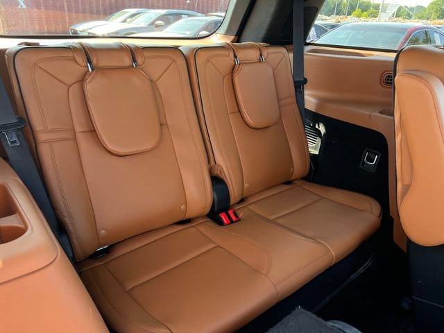 Used 2020 Lincoln Aviator Black Label w/ Dynamic Handling Package AWD/4WD image 32
