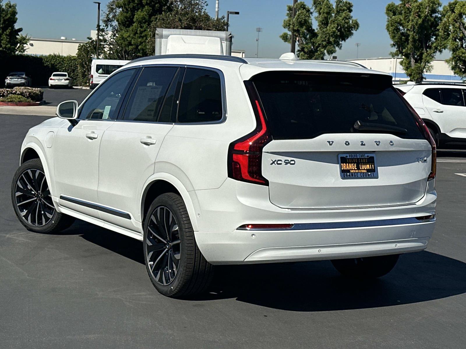 New 2026 Volvo XC90 T8 Ultra w/ Protection Package Premier AWD/4WD image 5