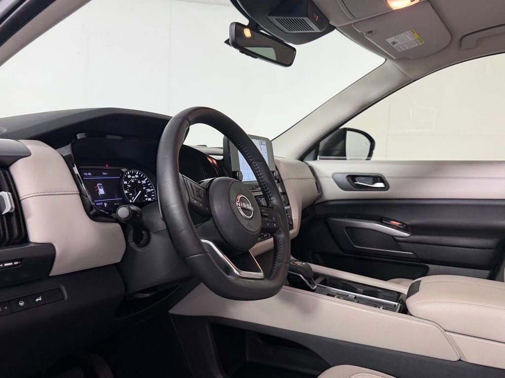 Used 2023 Nissan Pathfinder SL image 23