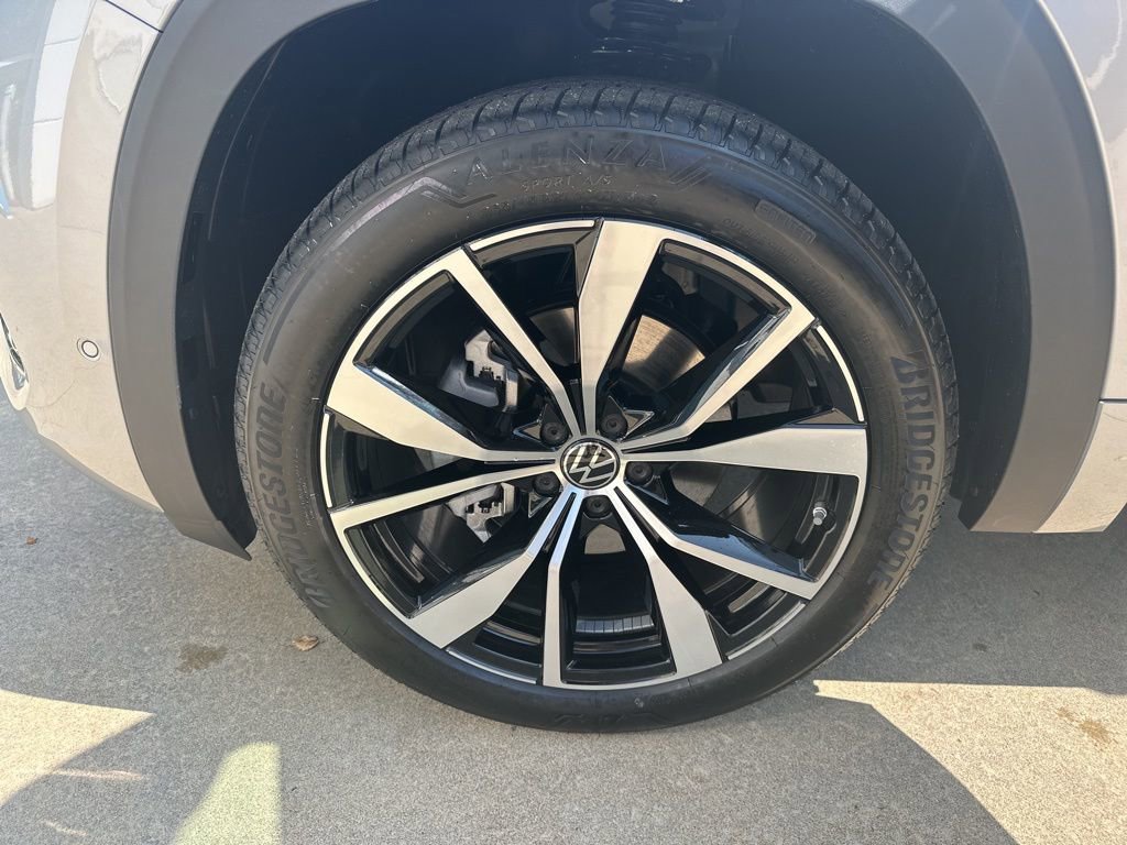 New 2026 Volkswagen Atlas SEL Premium R-Line image 31