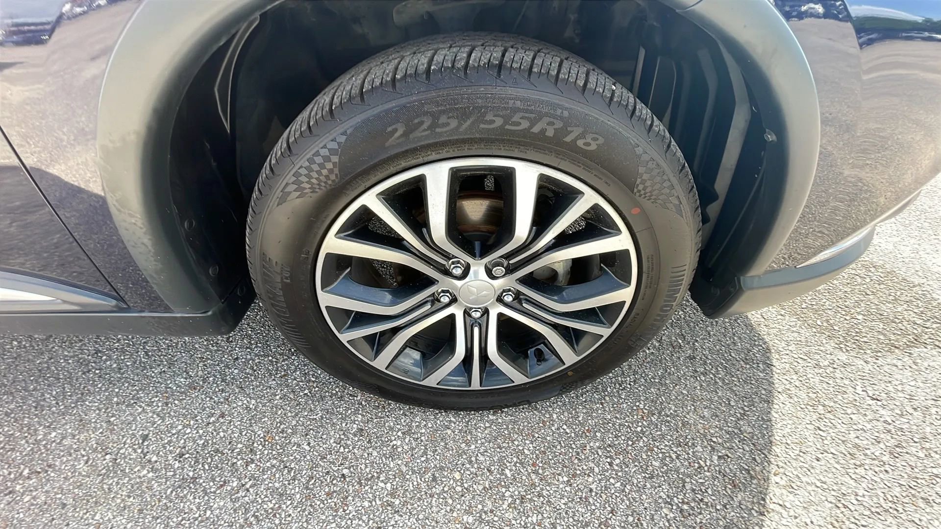 Used 2018 Mitsubishi Outlander LE image 21