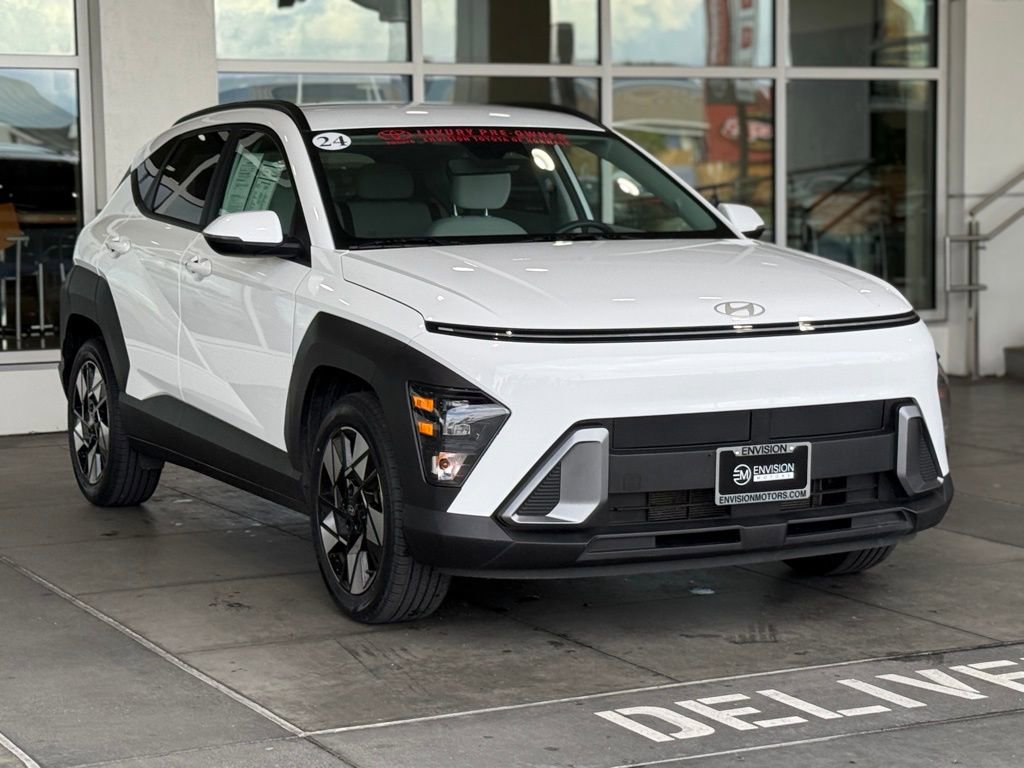 Used 2024 Hyundai Kona SEL image 8