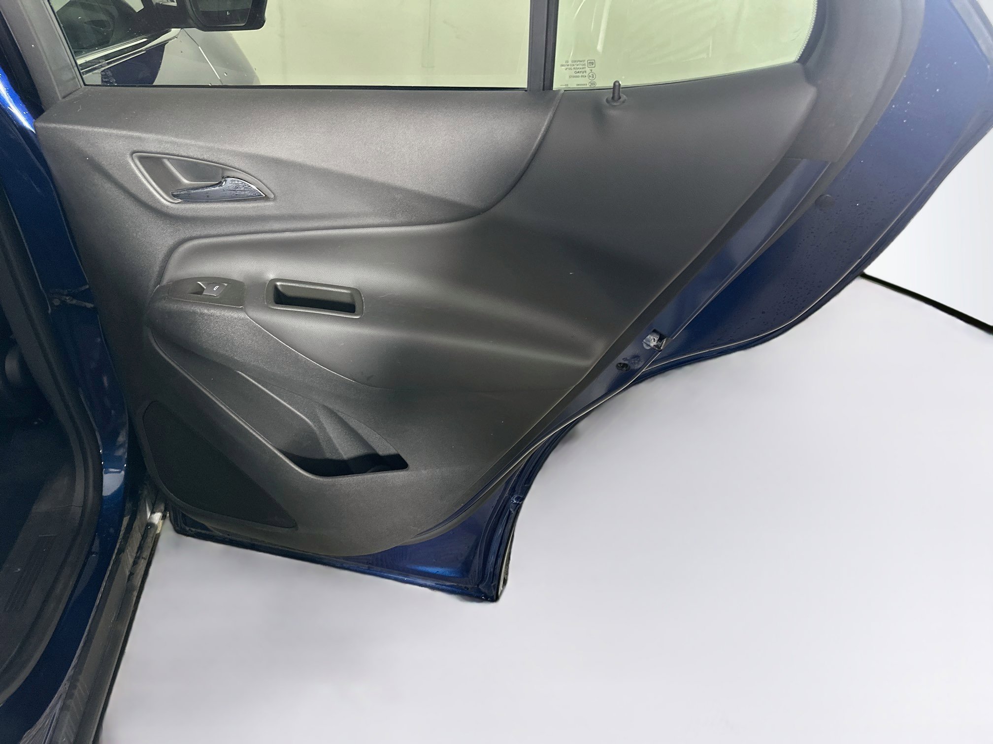 Used 2023 Chevrolet Equinox LT FWD image 30
