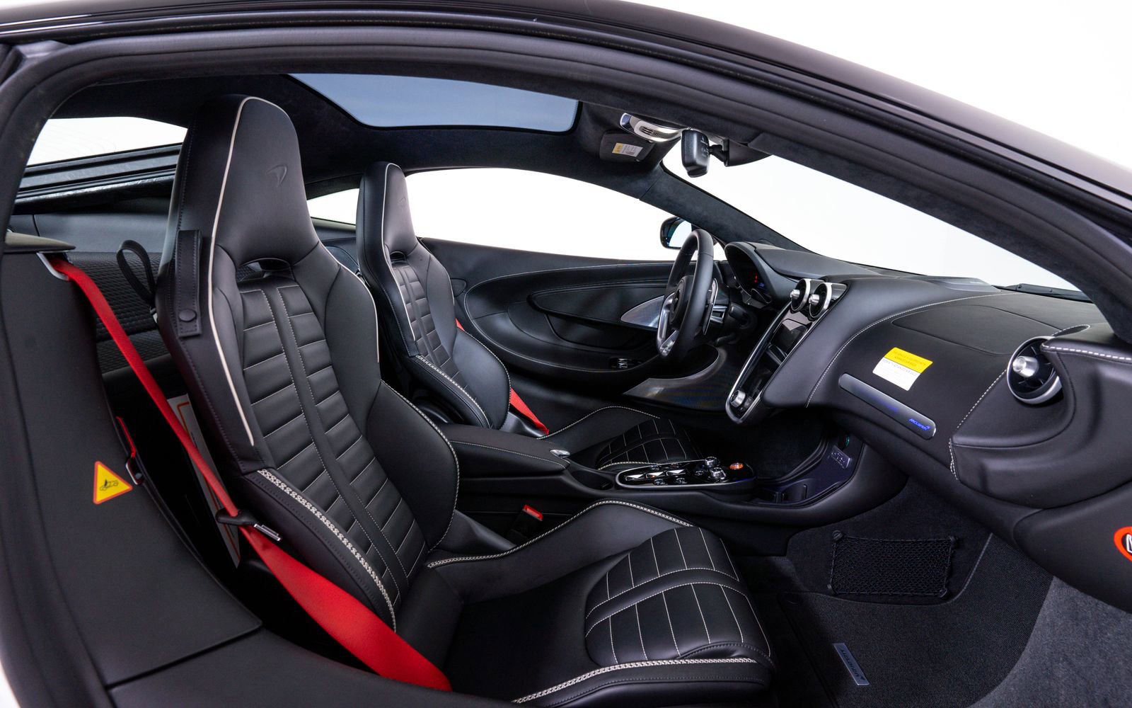 New 2026 McLaren GTS RWD image 20
