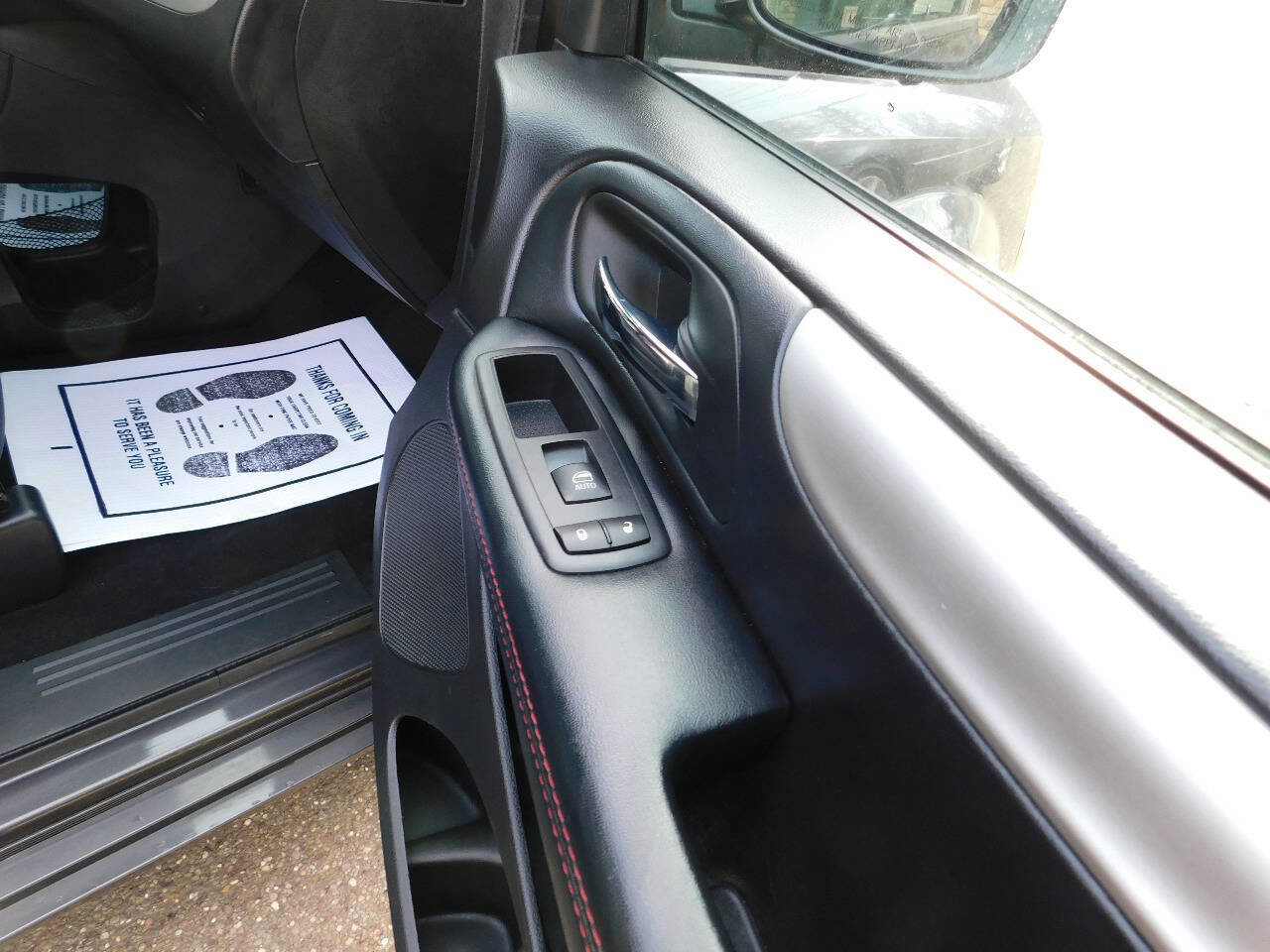 Used 2019 Dodge Grand Caravan GT image 17