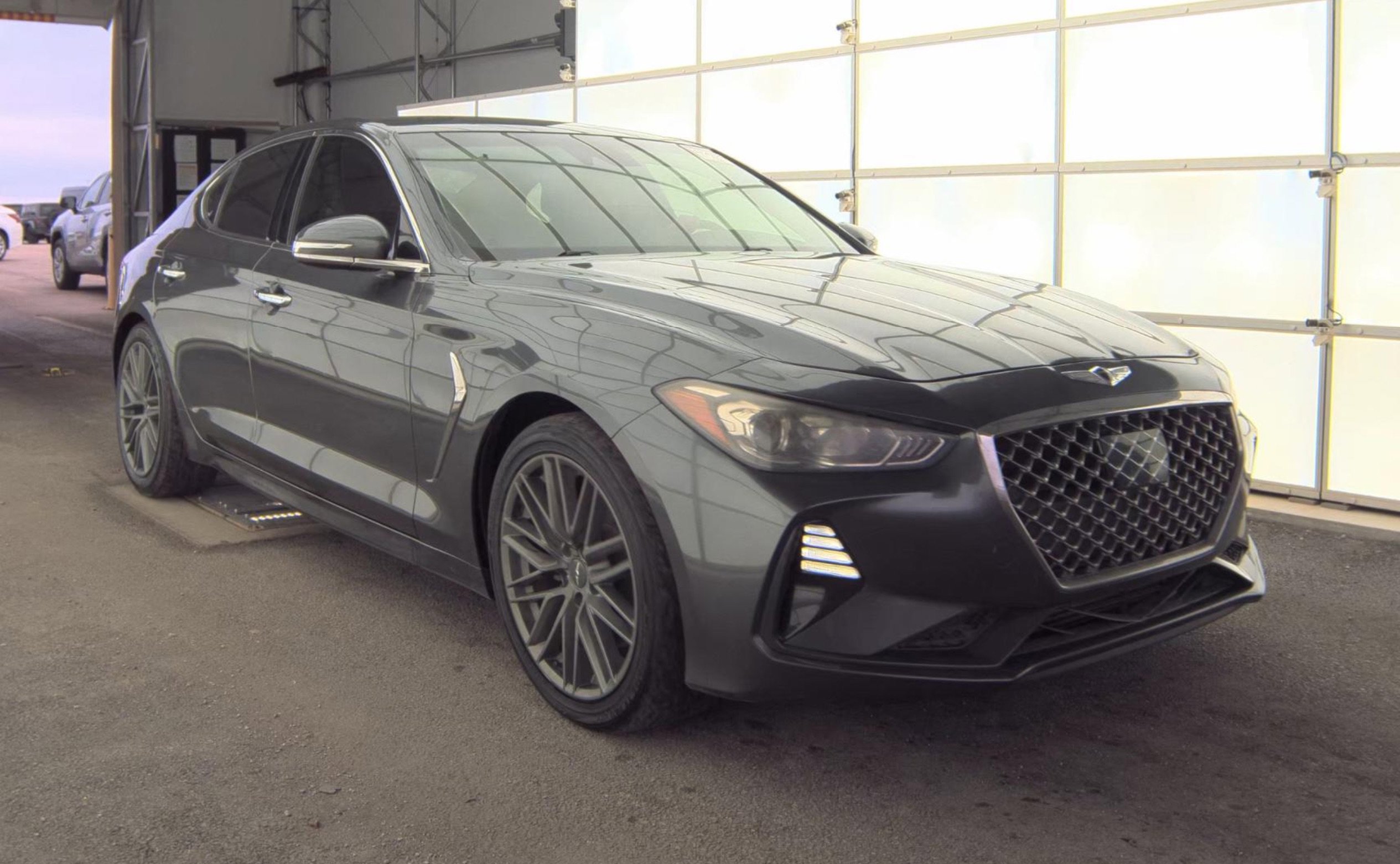 Used 2019 Genesis G70 2.0T Advanced image 3