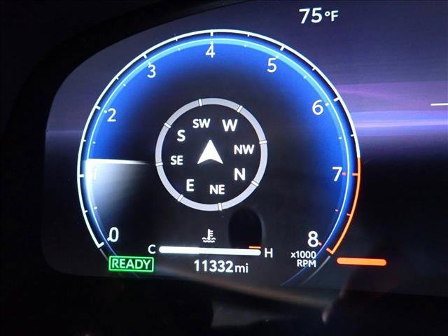 Used 2025 Toyota Camry XSE FWD image 25