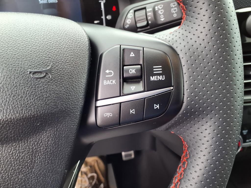 Certified 2024 Ford Escape ST-Line image 18