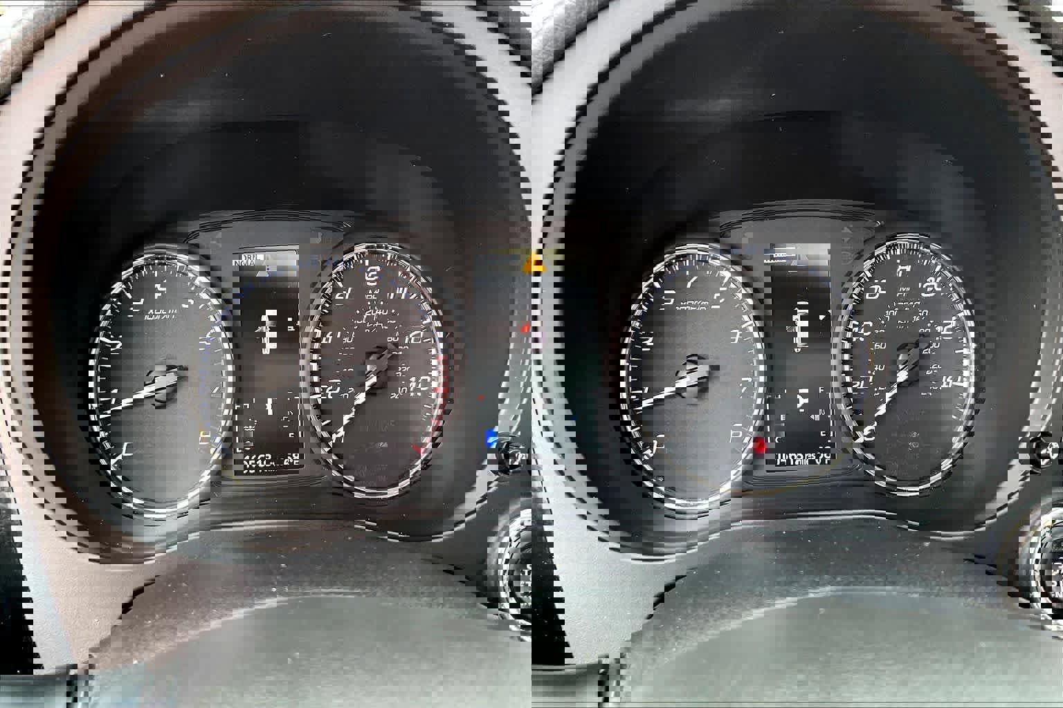 Used 2017 Mitsubishi Outlander SE image 26