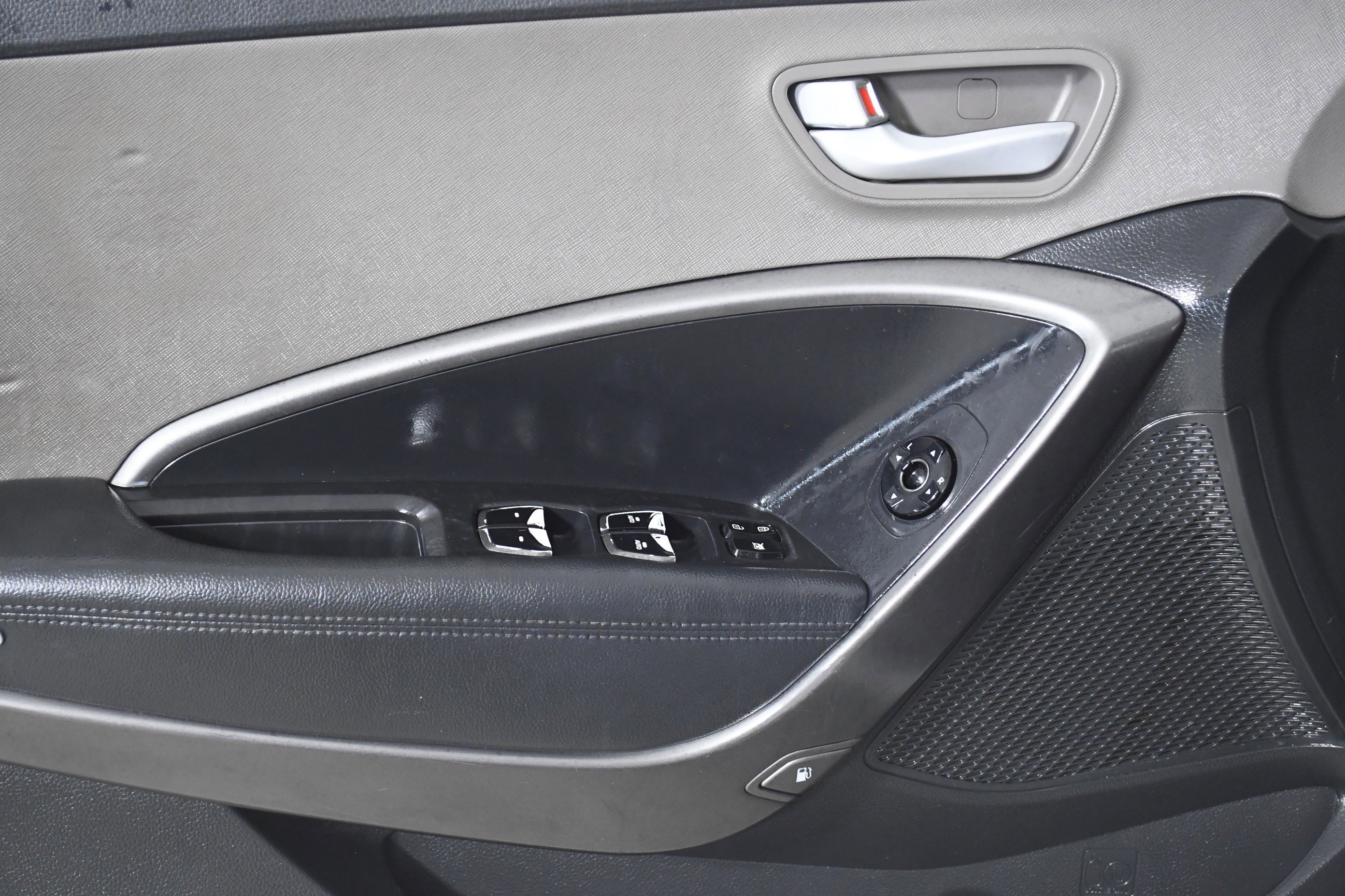 Used 2017 Hyundai Santa Fe Sport image 21