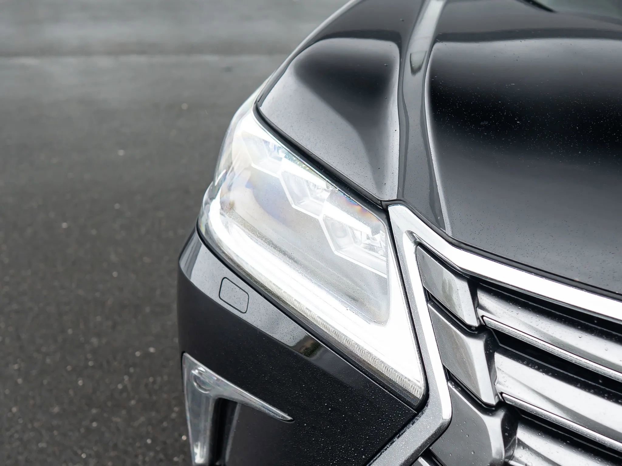 Used 2017 Lexus LX 570 4WD w/ Luxury Package image 11