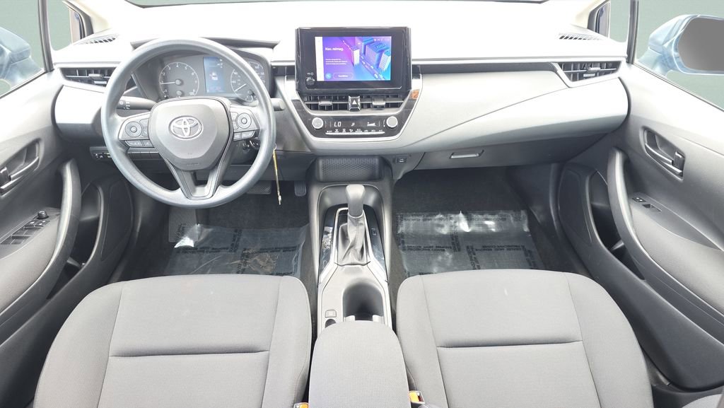 Used 2023 Toyota Corolla LE image 14