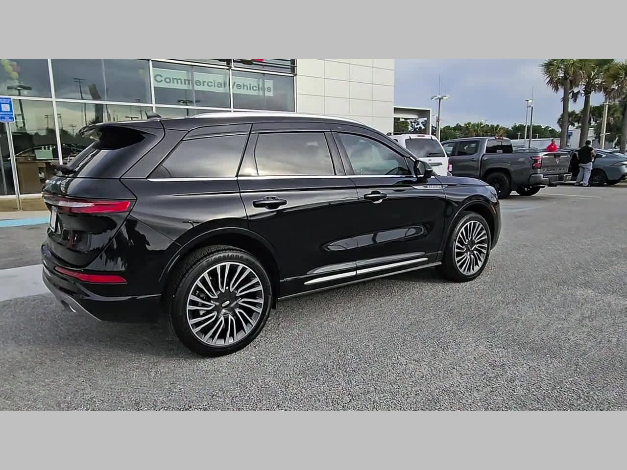 Used 2020 Lincoln Corsair Reserve w/ Appearance Package FWD image 36