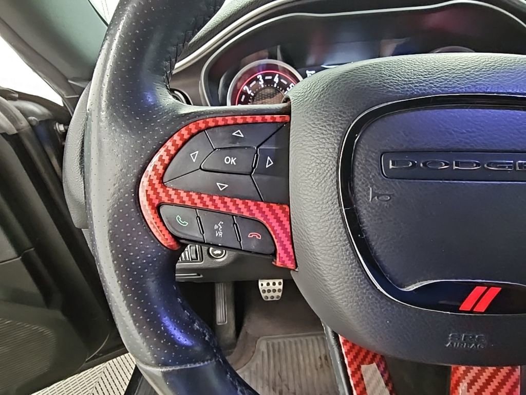 Used 2016 Dodge Challenger R/T image 27