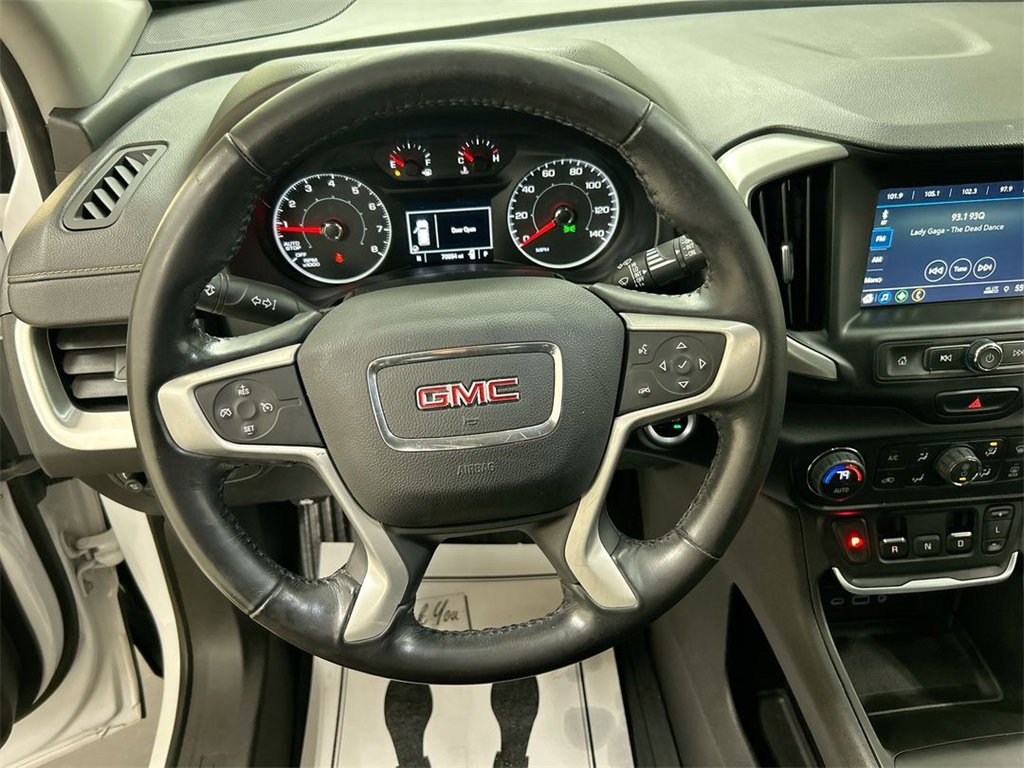 Used 2018 GMC Terrain SLE w/ Driver Convenience Package image 4