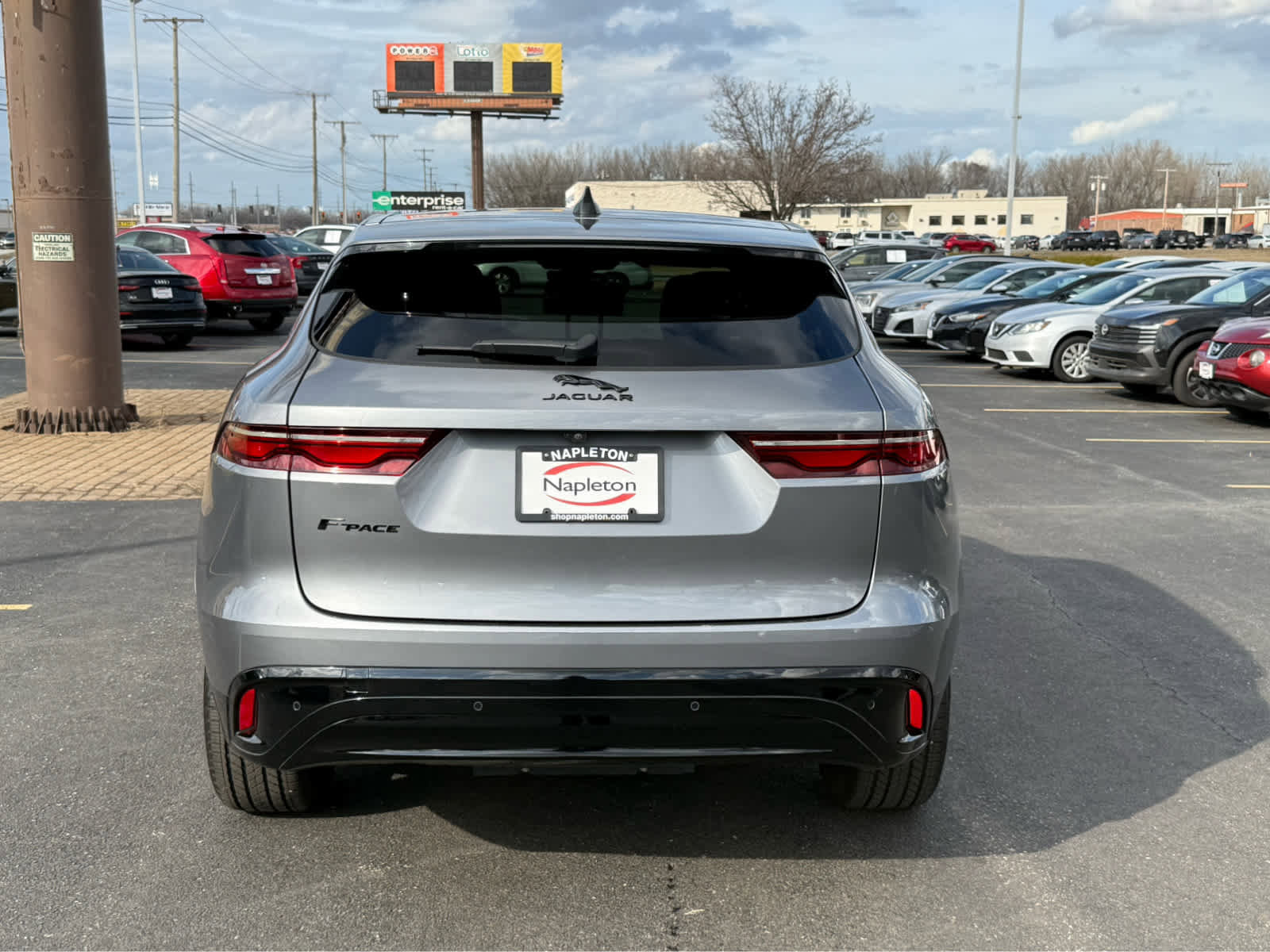 Used 2023 Jaguar F-PACE S image 6
