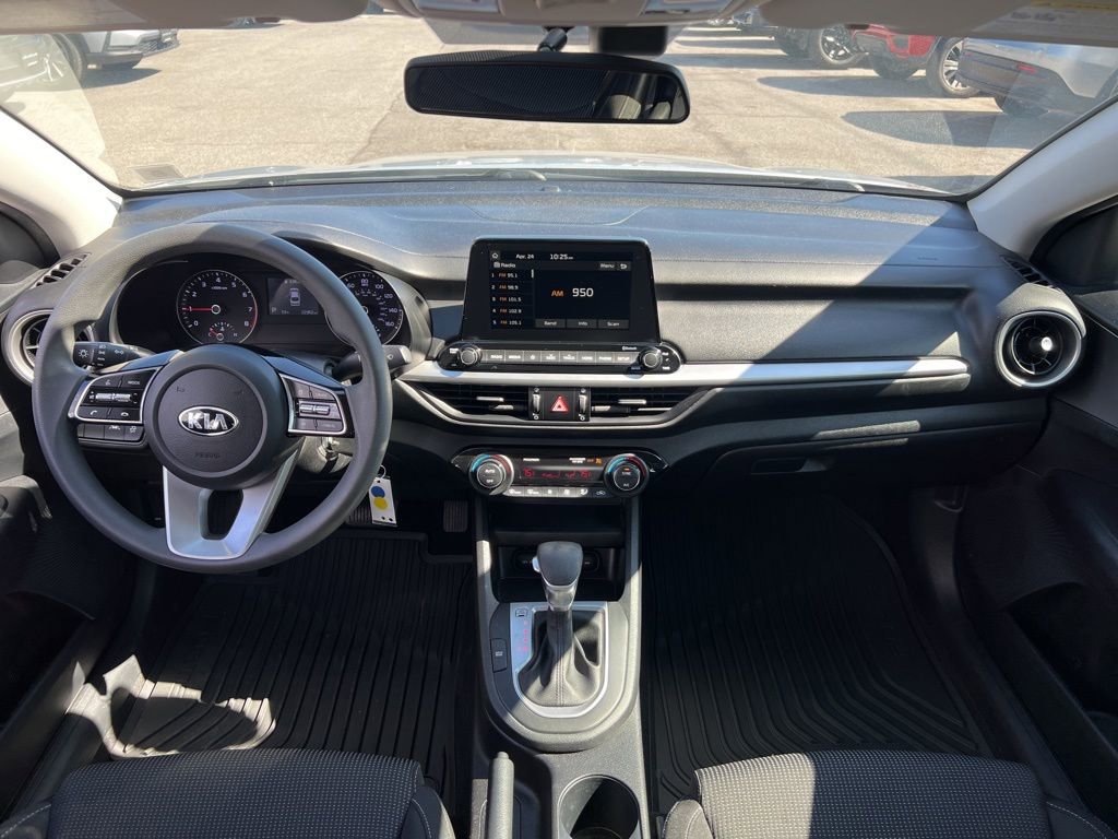 Used 2019 Kia Forte LXS FWD image 17