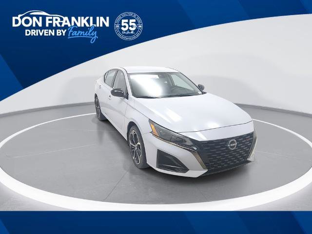 Certified 2024 Nissan Altima 2.5 SR image 1