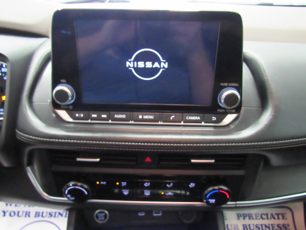 Used 2023 Nissan Rogue S AWD/4WD image 35