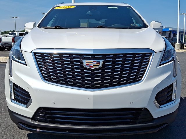Used 2023 Cadillac XT5 Luxury w/ LPO, Premium Carpet Package AWD/4WD image 2