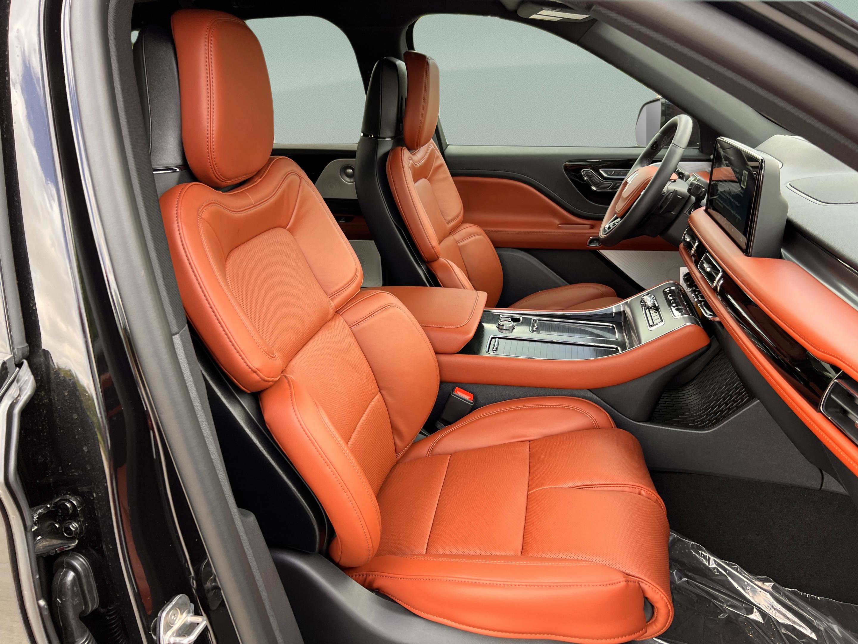 Used 2026 Lincoln Aviator Reserve image 21