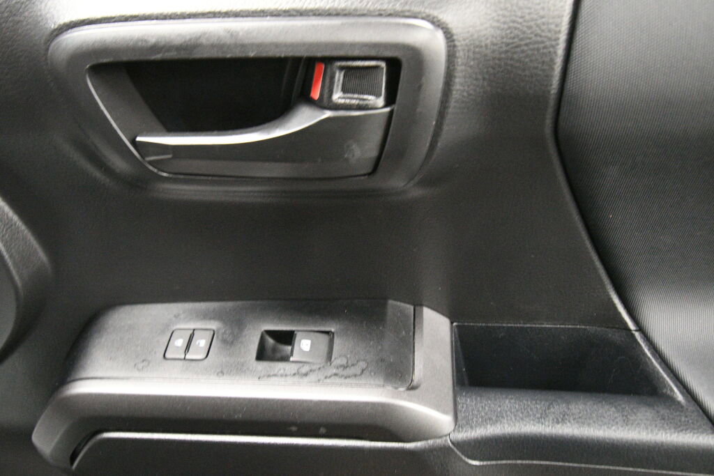 Certified 2023 Toyota Tacoma TRD Sport image 27