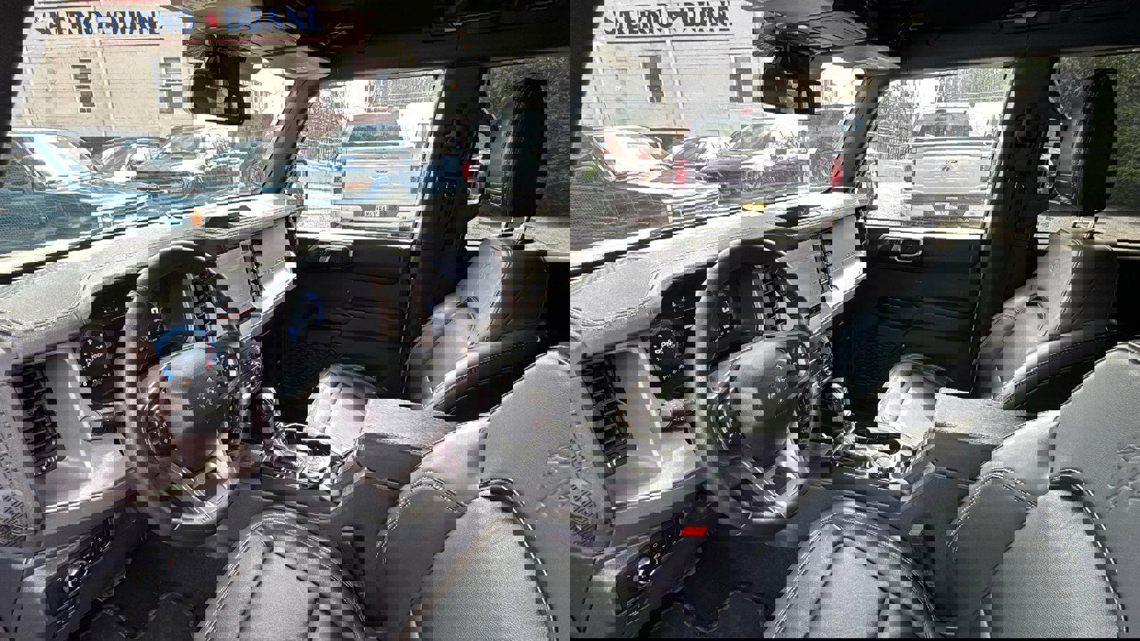 Certified 2025 Ford Bronco Outer Banks image 12