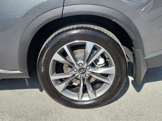 Used 2025 INFINITI QX60 Luxe w/ Cargo Package FWD image 8