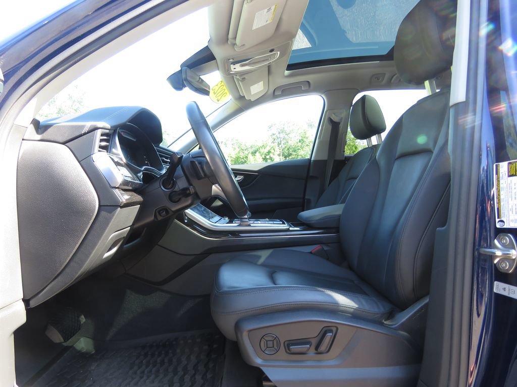 Used 2023 Audi Q7 2.0T Premium w/ Convenience Package AWD/4WD image 10