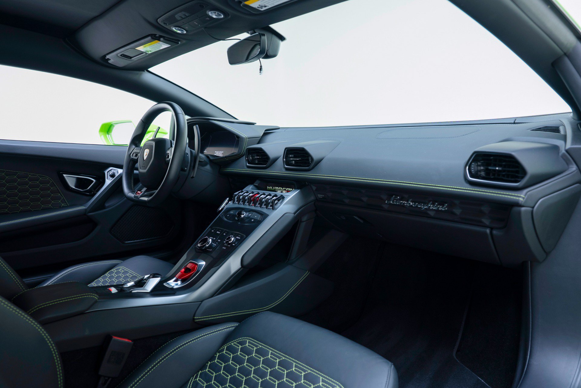 Used 2019 Lamborghini Huracan LP 580-2 RWD image 51