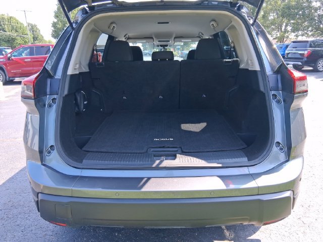 Used 2024 Nissan Rogue S AWD/4WD image 5