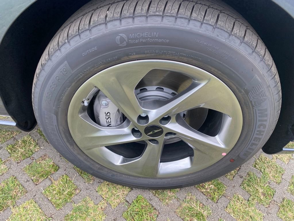 New 2026 Genesis GV70 2.5T Select AWD/4WD image 27
