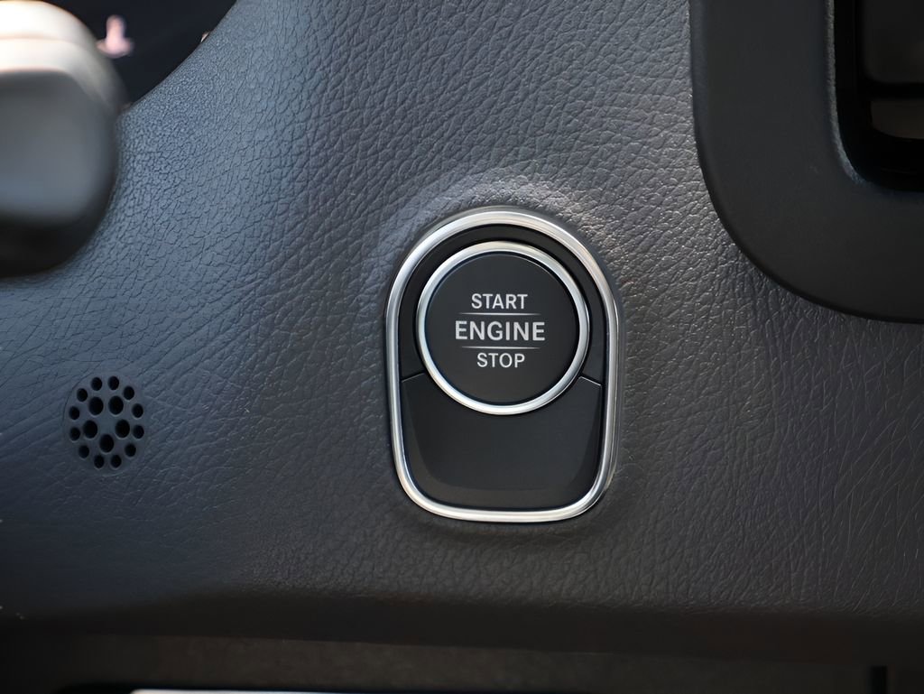 New 2026 Mercedes-Benz Sprinter 144 Cargo image 30