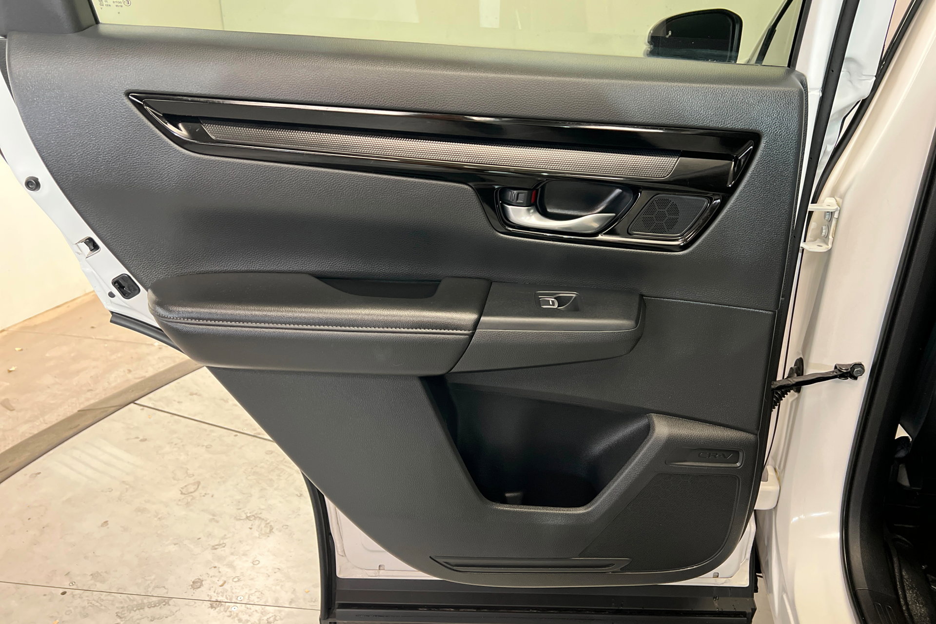 Used 2025 Honda CR-V EX-L image 19