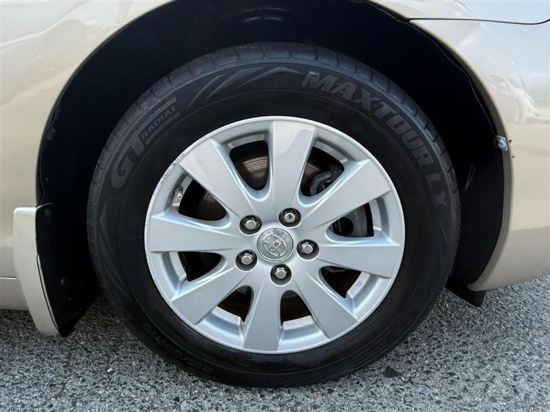 Used 2009 Toyota Camry XLE FWD image 15