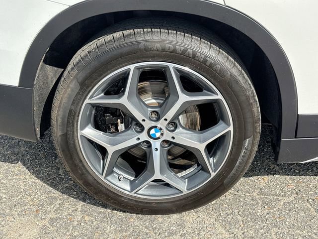 Used 2018 BMW X1 xDrive28i image 11