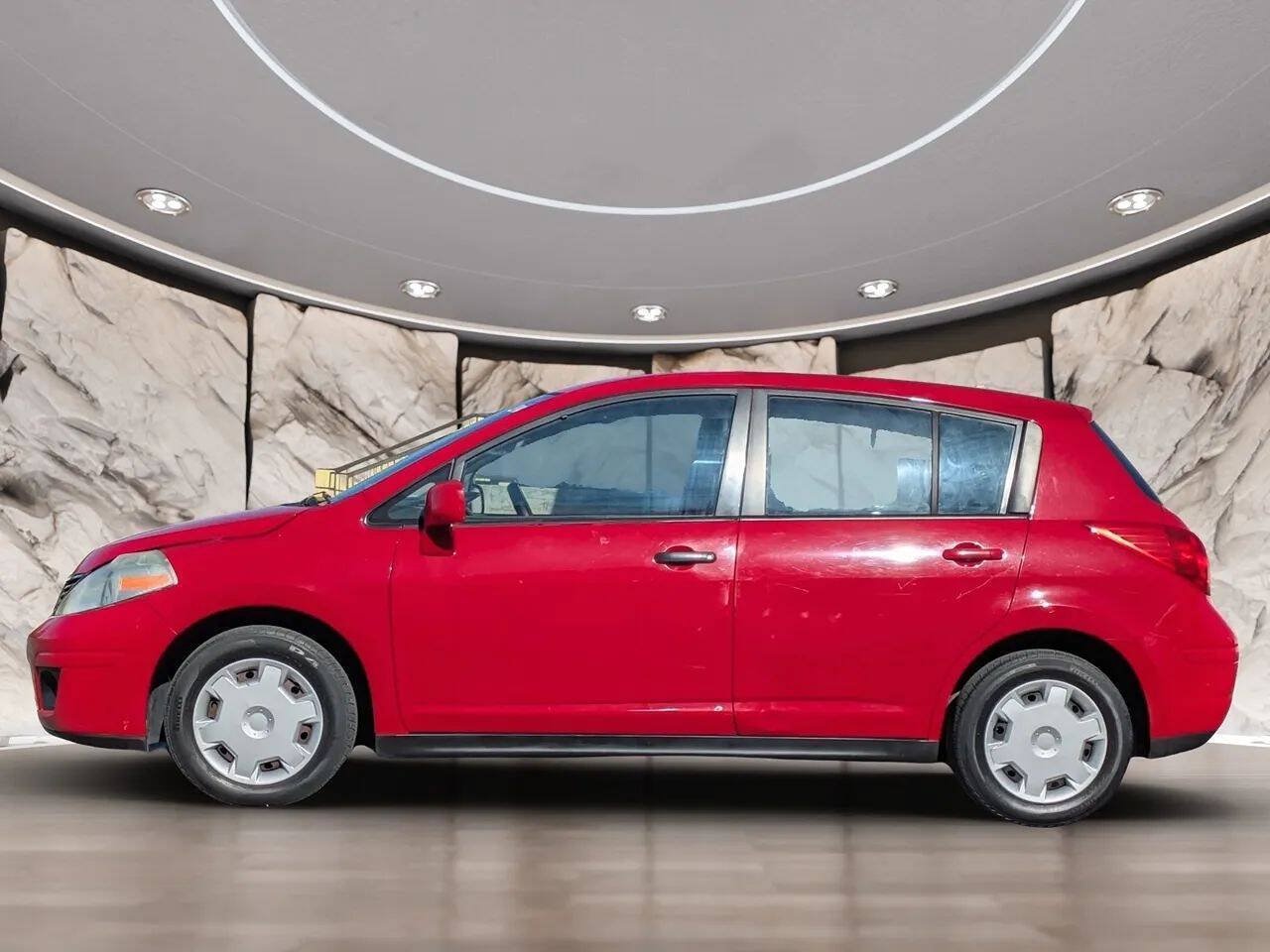 Used 2008 Nissan Versa 1.8 S FWD image 4