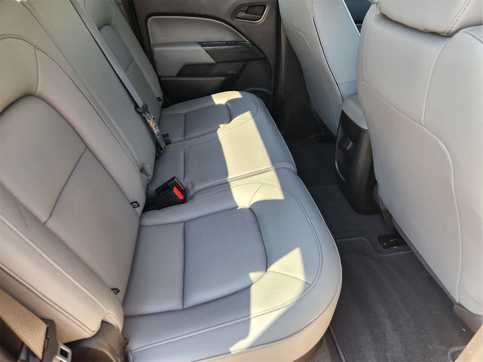 Used 2019 Chevrolet Colorado W/T w/ WT Convenience Package RWD image 30
