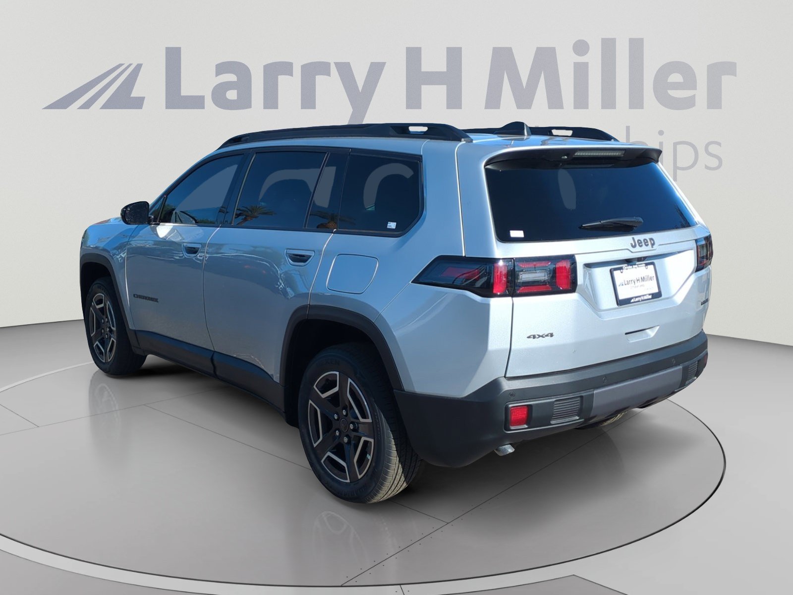 New 2026 Jeep Cherokee Laredo AWD/4WD image 3