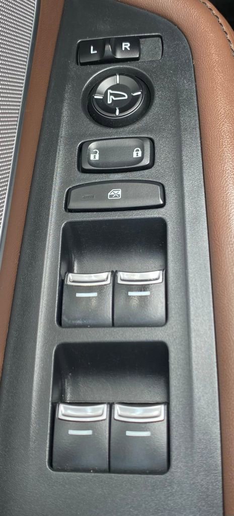 Used 2019 Acura RDX AWD w/ Advance Package image 18