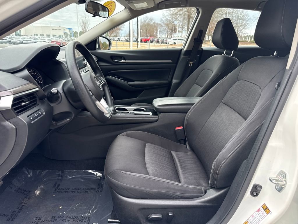 Used 2023 Nissan Altima 2.5 SV image 13