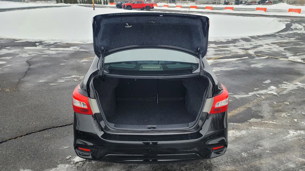 Used 2019 Nissan Sentra SV image 11