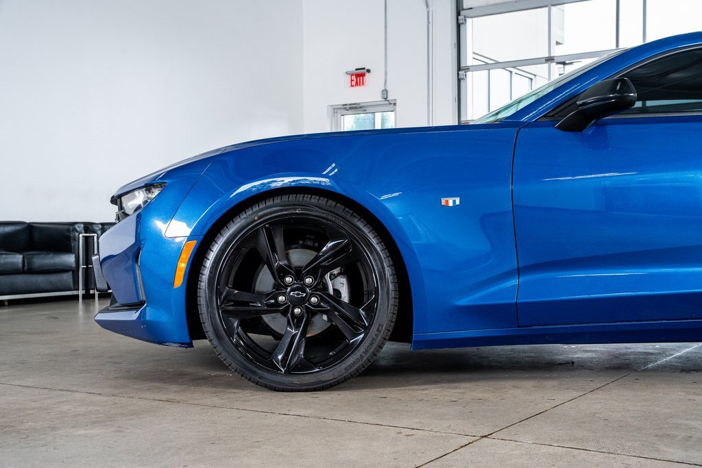 Used 2022 Chevrolet Camaro LT image 9