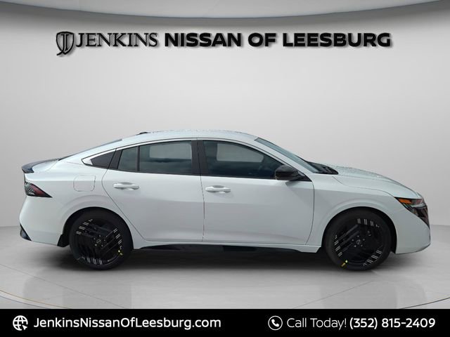 New 2026 Nissan Sentra SR w/ Floor Mat Package image 3