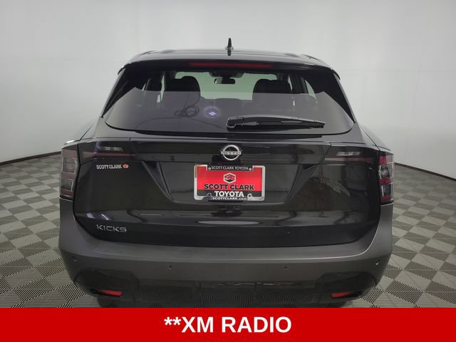 Used 2025 Nissan Kicks SV w/ Charging Package FWD image 7